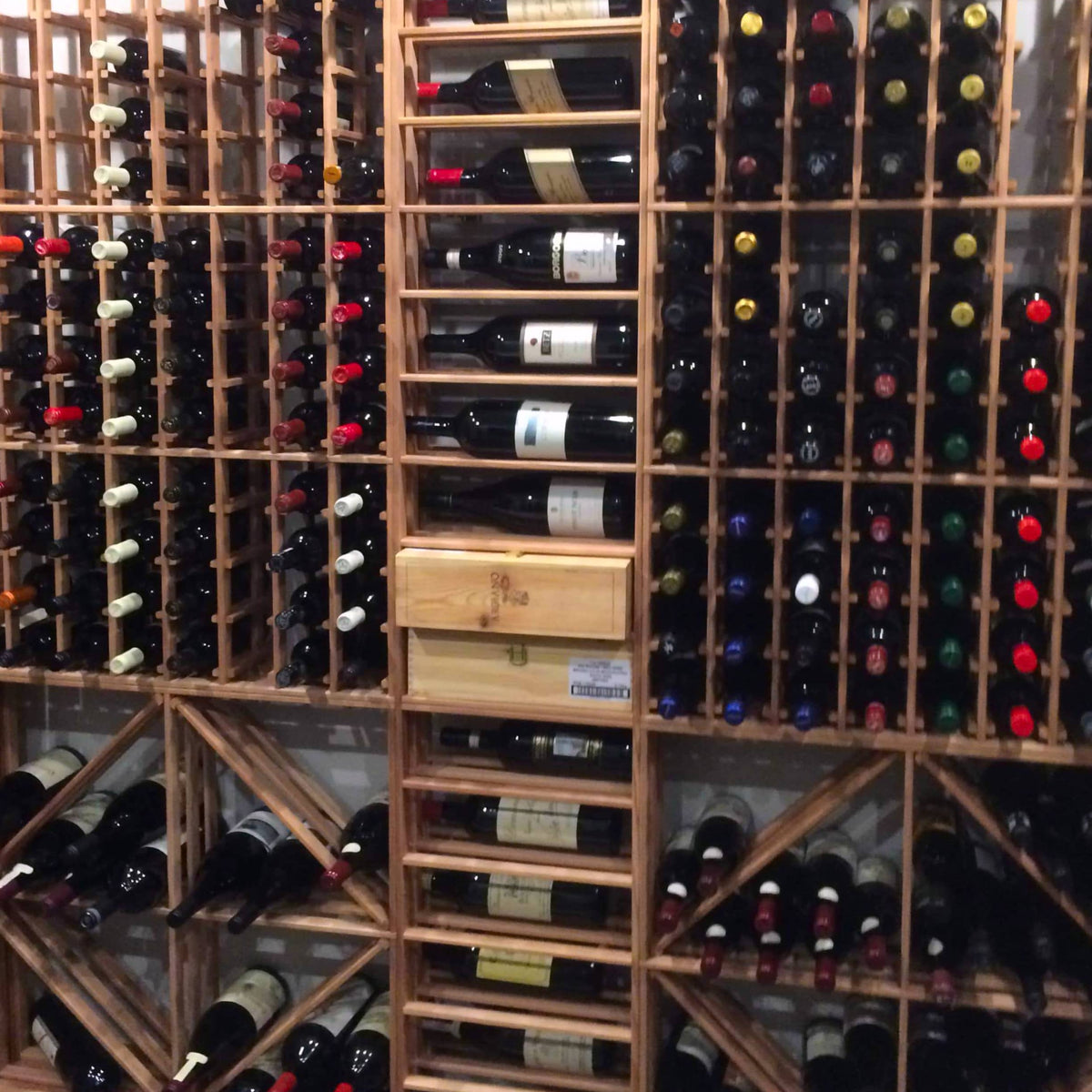 Vintage Keeper 4 Column Curved Corner Redwood Wine Rack Blue Grouse